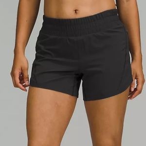 Lululemon Track That Mid-Rise Lined Short 5" (sz 8)